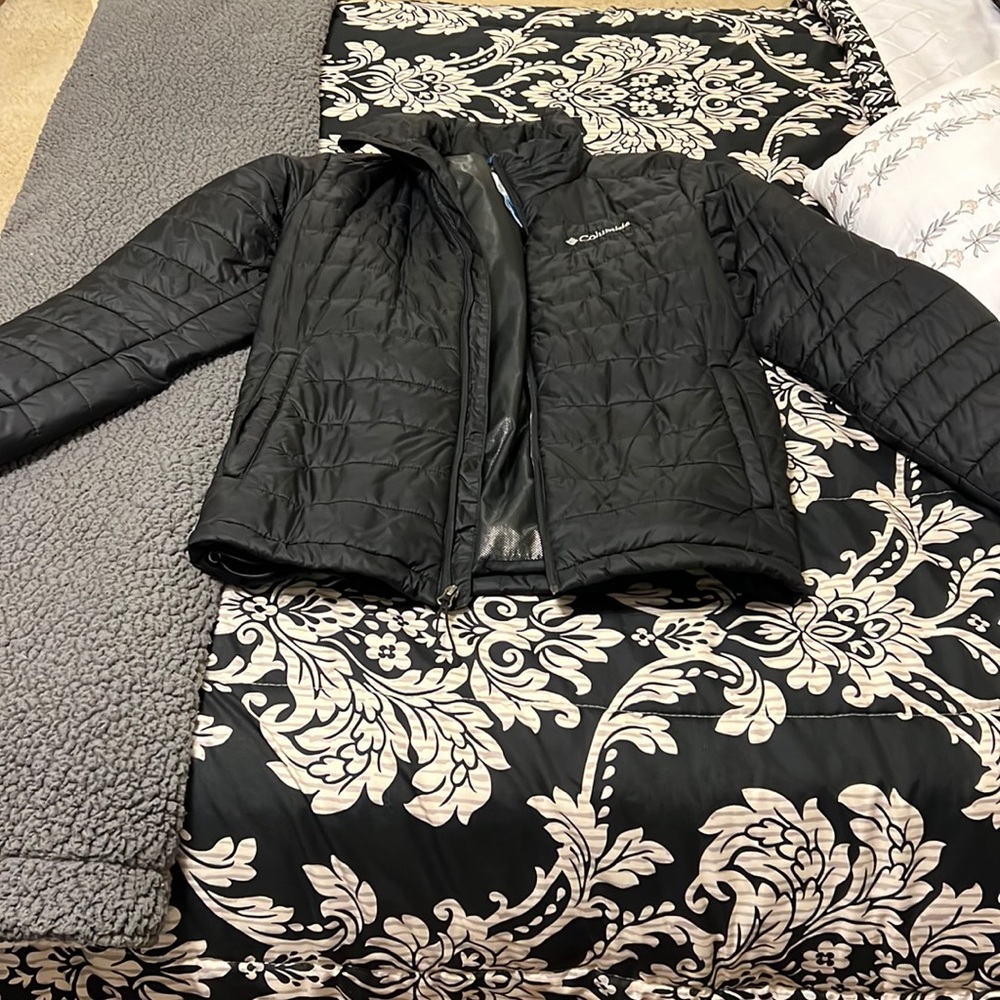 Columbia men’s S puffer jacket
